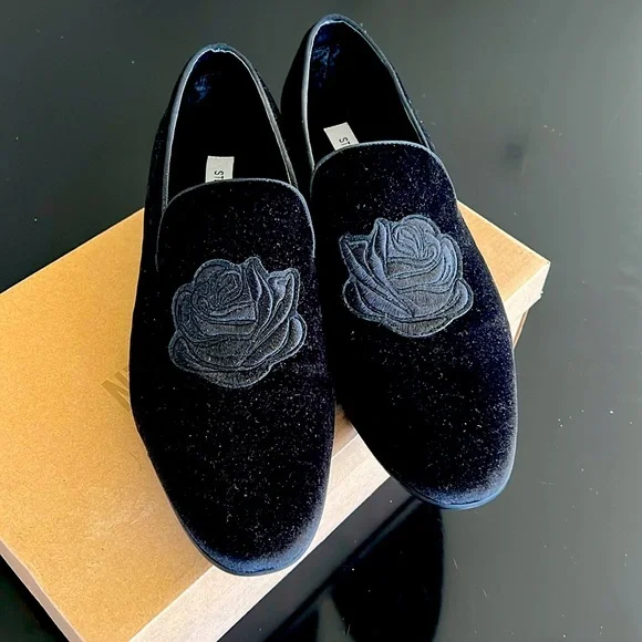 Steve Madden | Shoes | Steve Madden Rosete Black Velvet  display picture 1